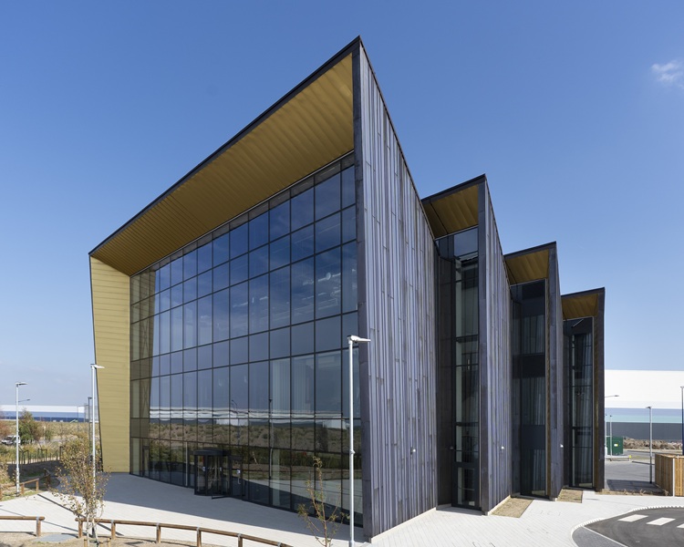DP World completes £13m skills and innovation hub at London Gateway