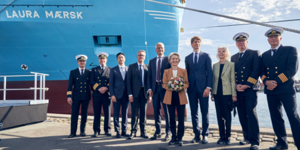 EU Commission President Names Landmark Methanol Vessel “Laura Mærsk”