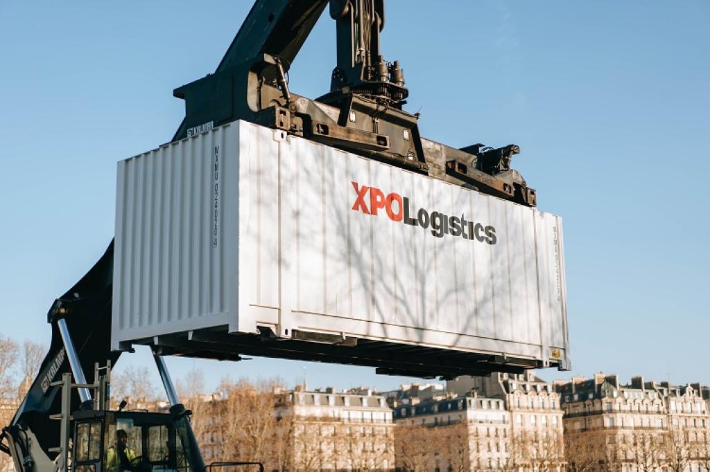 Teamwork to make the dream work: Multimodal decarbonisation will need cross-sector collaboration, says Logistics UK